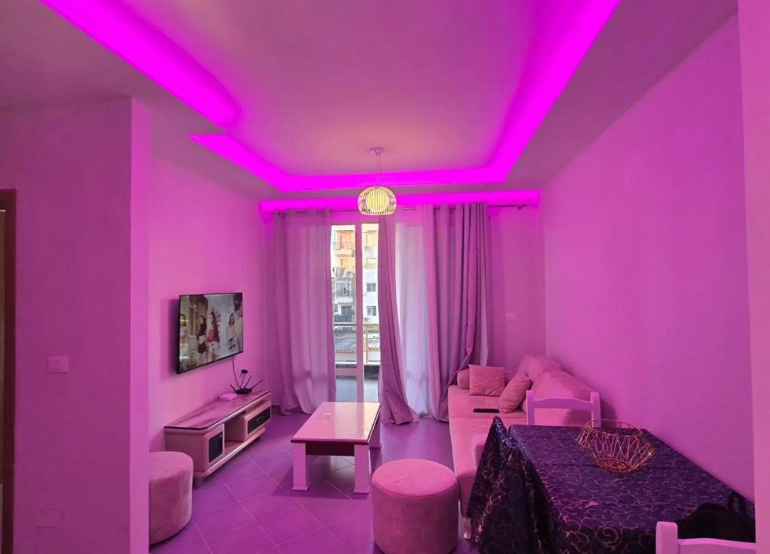 The Seashore Apartment Дуррес