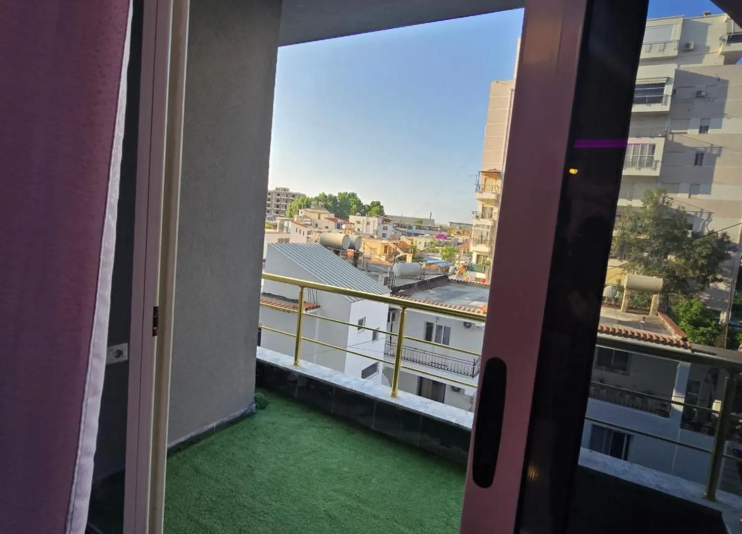The Seashore Apartment Дуррес 0*,  Албания